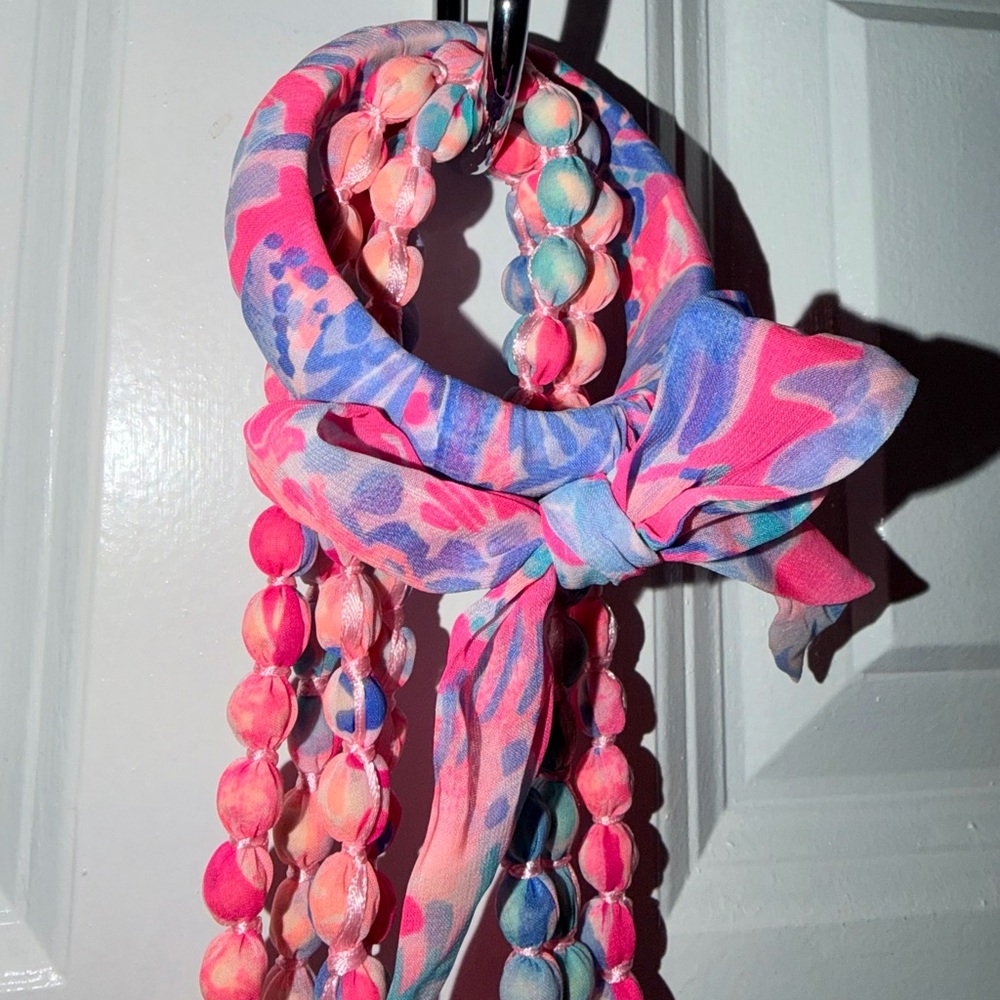 Lilly Pulitzer Pink and Blue Fabric Necklace and Bracelet Set - Picture 2 of 4